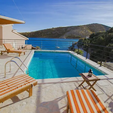 Kamelicina Holiday home Vinisce